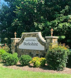 285 Worthington Drive 120