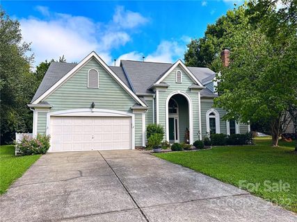 11229 Laurel View Drive sold home in The Crossing, Charlotte, NC