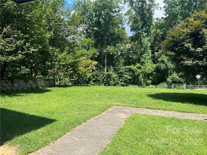 000 Raleigh Road sold home in Broad View Park, Asheville, NC