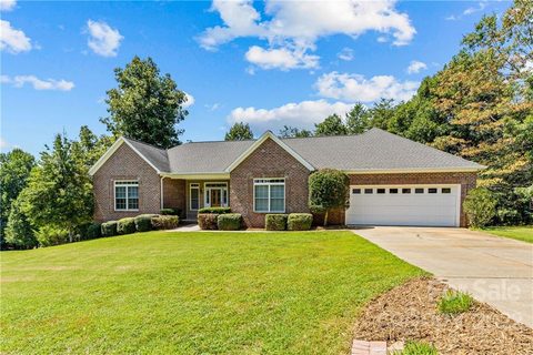 Previously sold for $440,000