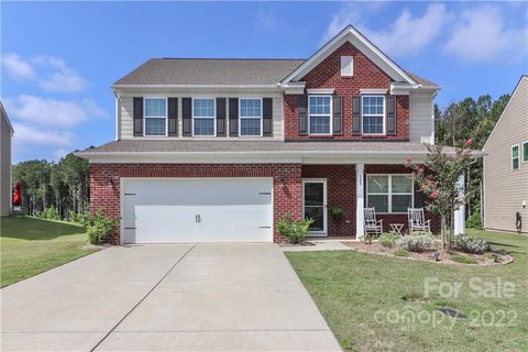 148 Falls Cove Drive