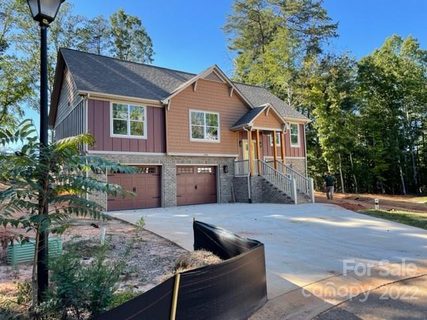 140 Maplewood Court