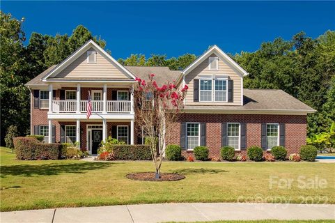 948 Solandra Way