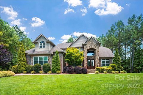 Previously sold for $851,000