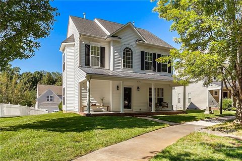 8709 Water Iris Court