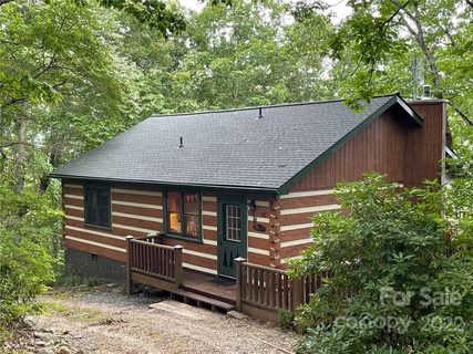 50 Cherokee Lane 3 sold home in Cherokee Run, Swannanoa, NC