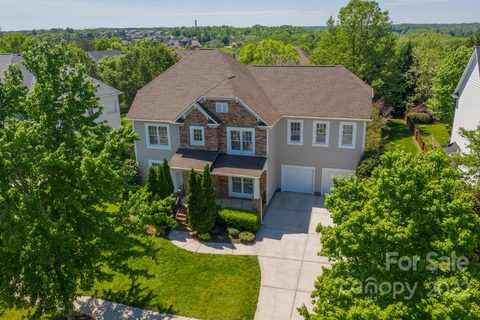 10107 Edgecliff Road
