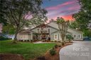 19528 Mary Ardrey Circle sold home in Cornelius, SC