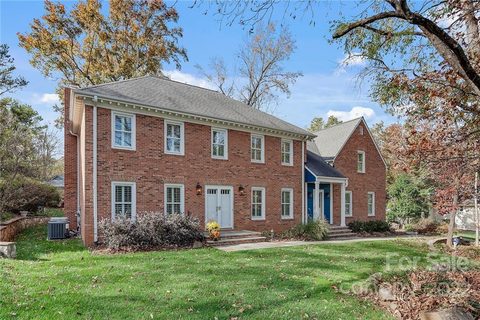 3410 Foxridge Road