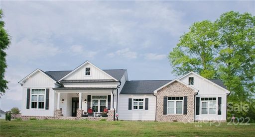 2475 Harvest Drive