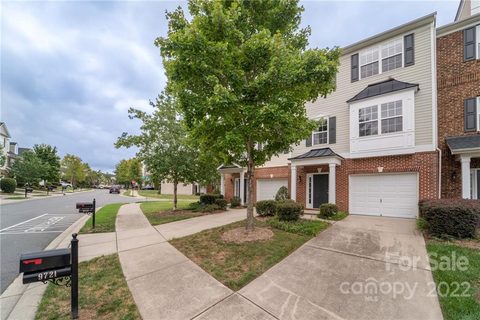 9721 Walkers Glen Drive