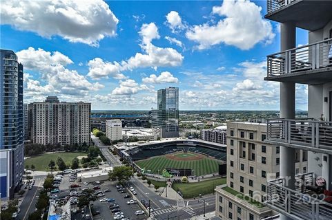 333 W Trade Street 1510