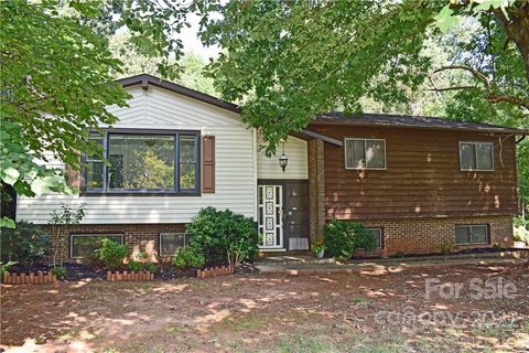 2844 Sides Avenue sold home in Sides Estate, Connelly Springs, NC