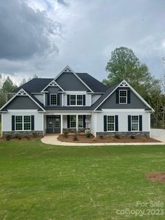 6808 Forney Hill Road sold home in Creek Run, Denver, NC