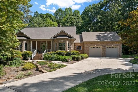 212 Sue Ellen Court sold home in South Fork, Gastonia, NC