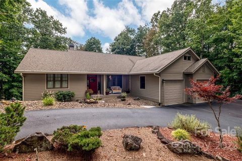 144 Uwaga Court 60A/18