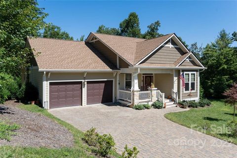 82 Gossamer Court sold home in Fox Run Preserve at Champion W, Hendersonville, NC