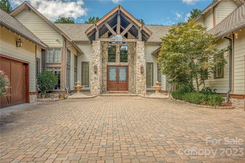 13915 Grand Palisades Parkway