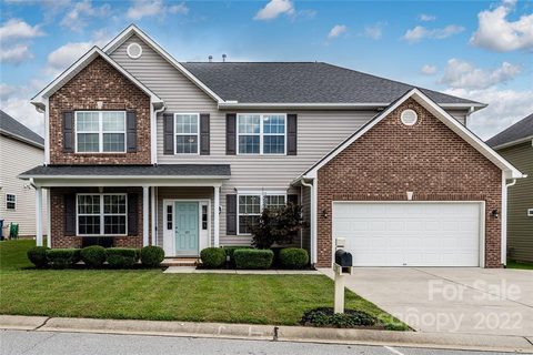 Previously sold for $550,800