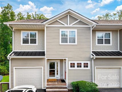 64 Foxden Drive 201