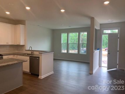 957 Cobbled Way 43
