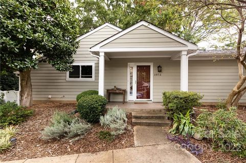 1075 Sardis Cove Drive