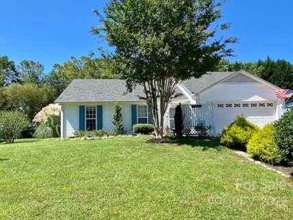 1004 Thorncrest Drive