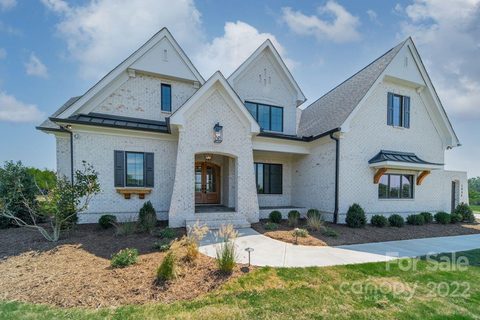 4818 Rockview Court