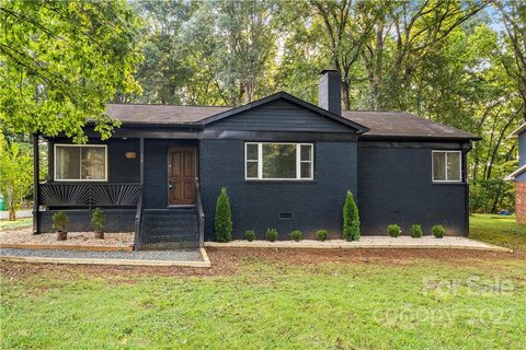 410 Stilwell Oaks Circle sold home in Stilwell Oaks, Charlotte, NC