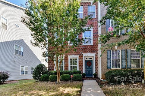 5526 Whitehawk Hill Road