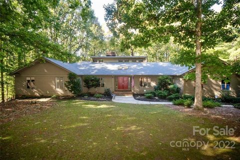 9416 Hampton Oaks Lane