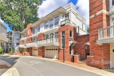 923 Gracie Way sold condo in Elizabeth Village, Charlotte, NC