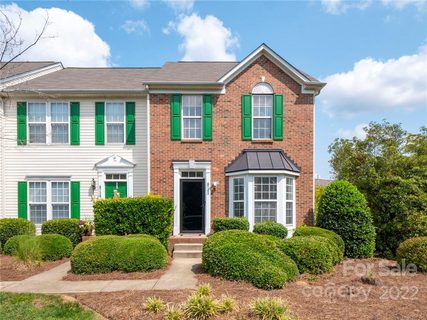 9743 Mallard Glen Drive
