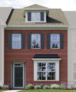 939 Cobbled Way 38