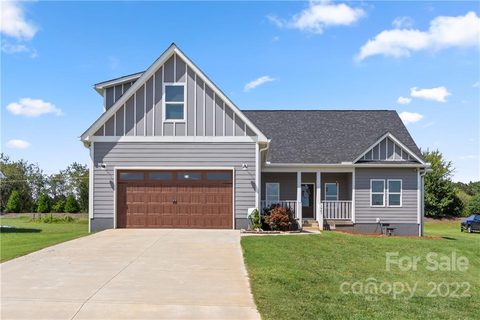 1947 Autumn Wood Court sold home in Huntington Hills, Lincolnton, NC