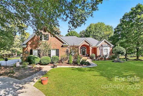 6322 Robin Hollow Drive