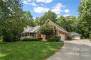 239 Harbor Landing Drive sold home in Mooresville, SC
