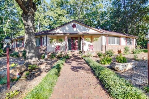 924 Arrowhead Drive sold home in Hutchinson Place, Rock Hill, SC