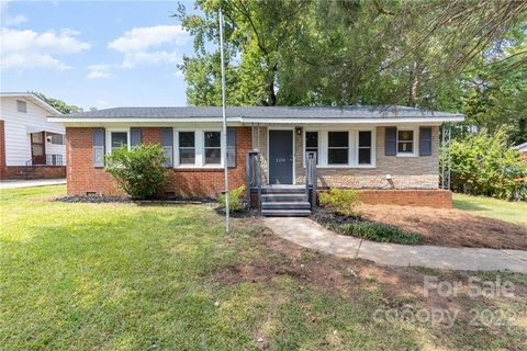 2316 Pruitt Street