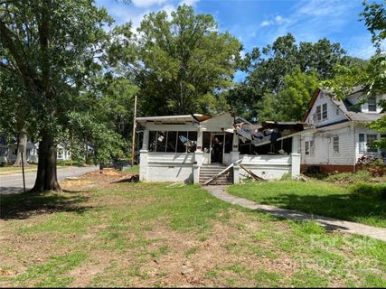 520 W 5th Avenue sold lot in Historic District, Gastonia, NC