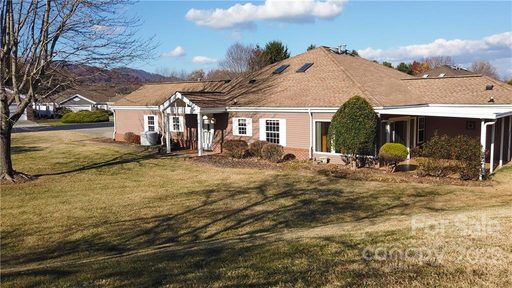 2 B Heather Way sold home in Brigadoon, Candler, NC