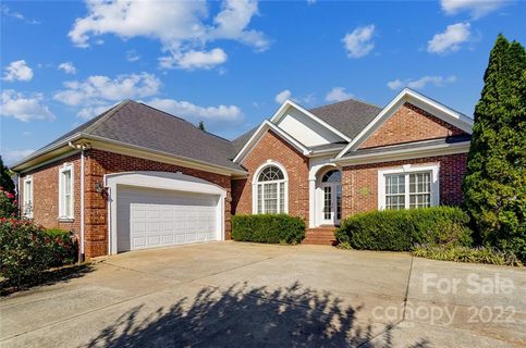 2903 Woodfield Lane sold home in The Fields At Weatherwood, Lincolnton, NC