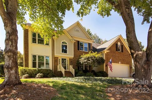 15719 Mayberry Place Lane