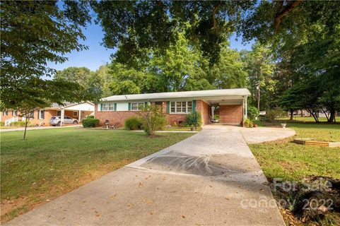 1106 Meadow Drive