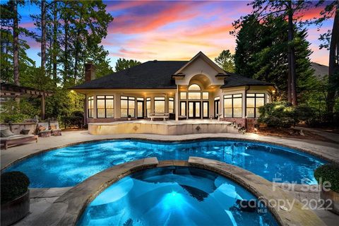 18943 Peninsula Point Drive