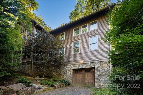 542 Peace Lane