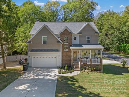 6821 Loretta Place