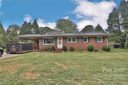 2021 Sandy Avenue sold home in Statesville, SC