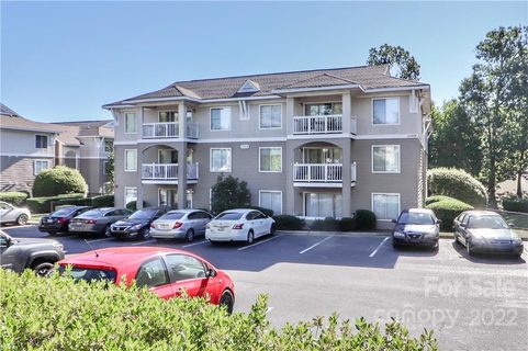 11012 Graduate Lane M sold condo in University Terrace North, Charlotte, NC