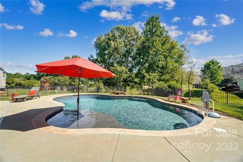 2614 Sierra Chase Drive
